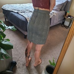 Plaid pencil skirt